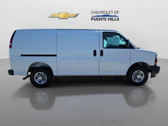 2026 Chevrolet Express Cargo 2500 Regular Wheelbase Rear-Wheel Drive