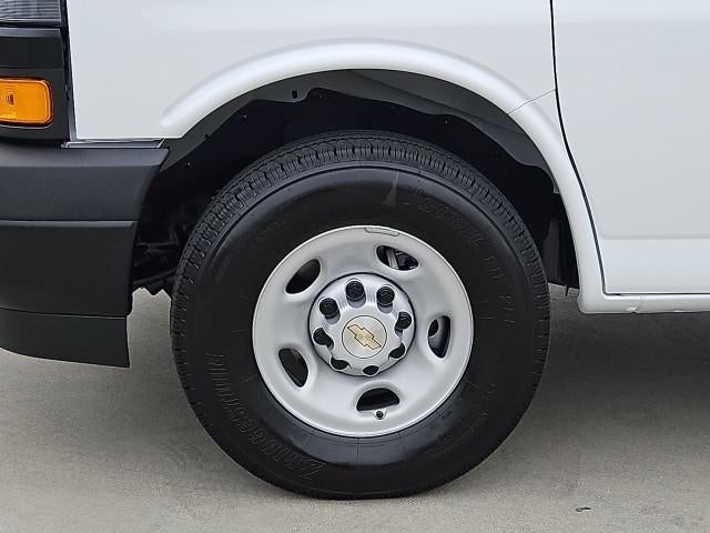 2026 Chevrolet Express Cargo 2500 Regular Wheelbase Rear-Wheel Drive