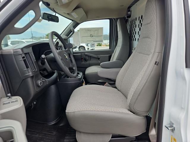2026 Chevrolet Express Cargo 2500 Regular Wheelbase Rear-Wheel Drive