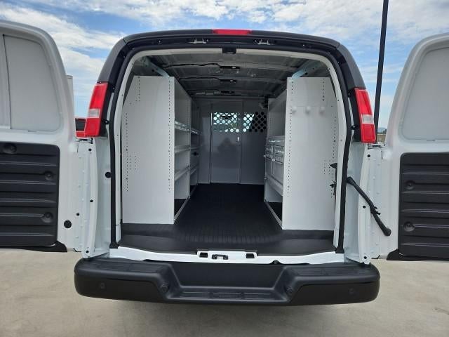 2026 Chevrolet Express Cargo 2500 Regular Wheelbase Rear-Wheel Drive