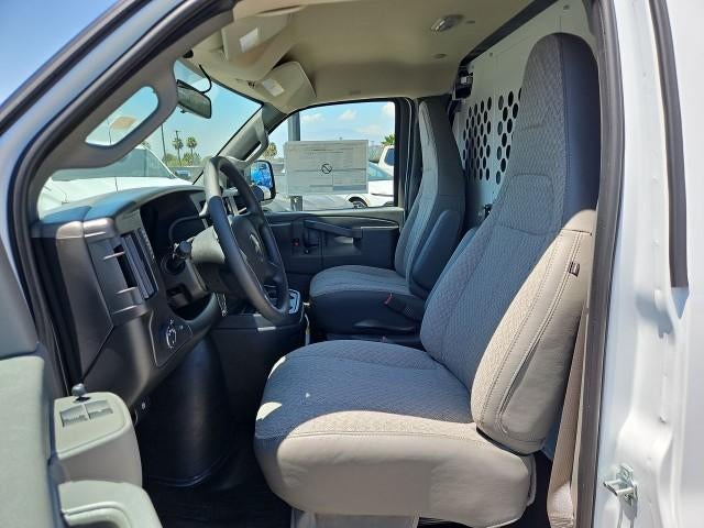 2026 Chevrolet Express Cargo 2500 Regular Wheelbase Rear-Wheel Drive
