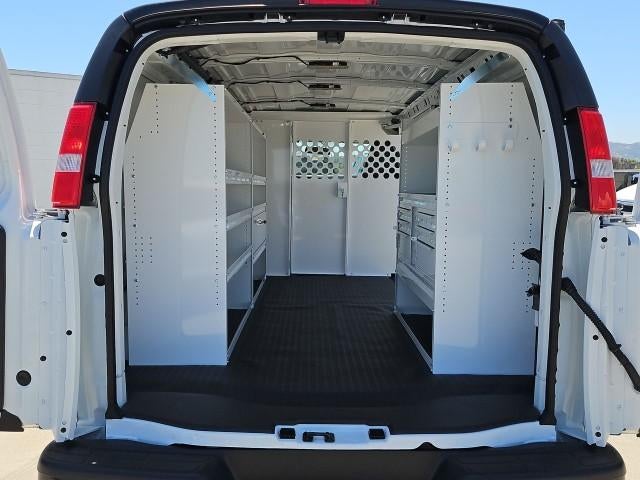 2026 Chevrolet Express Cargo 2500 Regular Wheelbase Rear-Wheel Drive