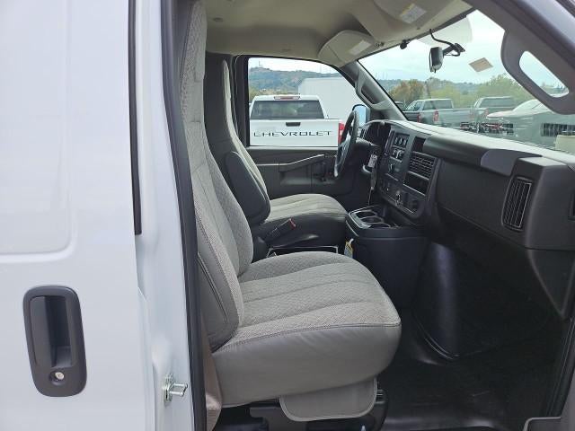 2026 Chevrolet Express Cargo 2500 Regular Wheelbase Rear-Wheel Drive