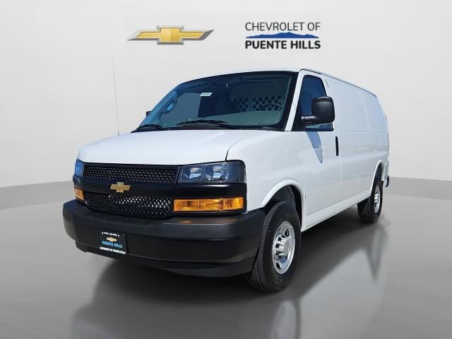 2026 Chevrolet Express 2500 Work Van HD's photo