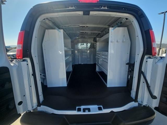 2026 Chevrolet Express Cargo 2500 Regular Wheelbase Rear-Wheel Drive