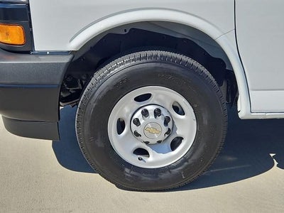 2026 Chevrolet Express Cargo 2500 Regular Wheelbase Rear-Wheel Drive