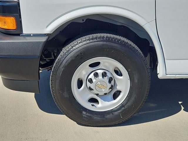 2026 Chevrolet Express Cargo 2500 Regular Wheelbase Rear-Wheel Drive