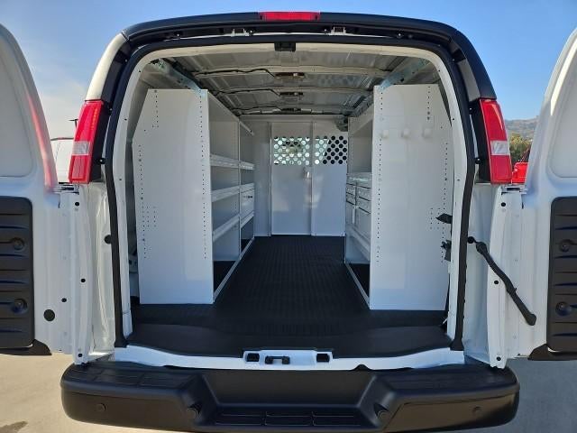 2026 Chevrolet Express Cargo 2500 Regular Wheelbase Rear-Wheel Drive