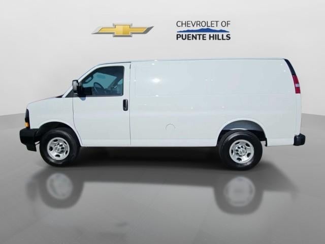 2026 Chevrolet Express Cargo 2500 Regular Wheelbase Rear-Wheel Drive