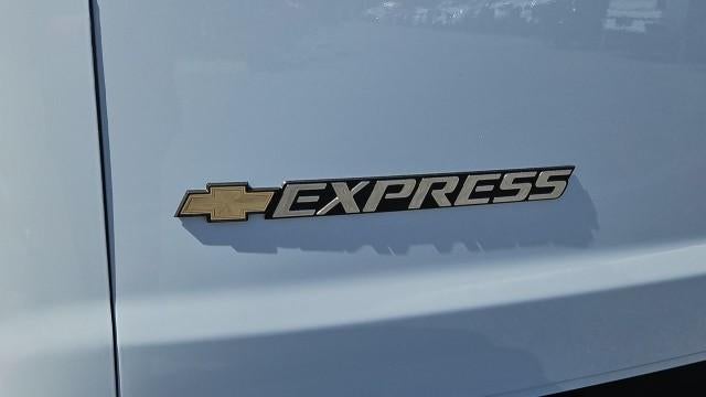 2026 Chevrolet Express Cargo 2500 Regular Wheelbase Rear-Wheel Drive