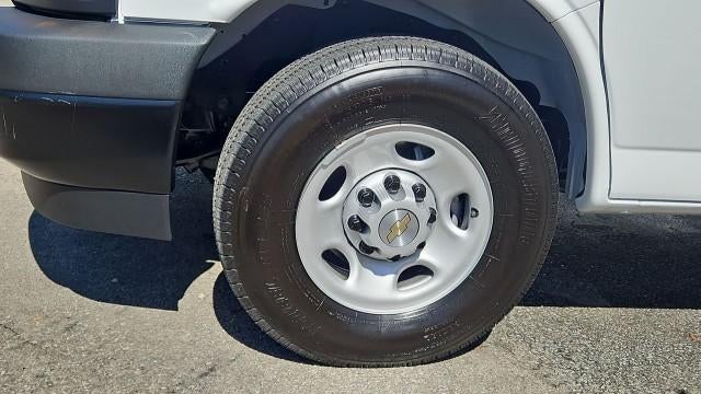 2026 Chevrolet Express Cargo 2500 Regular Wheelbase Rear-Wheel Drive