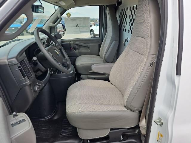 2026 Chevrolet Express Cargo 2500 Extended Wheelbase Rear-Wheel Drive