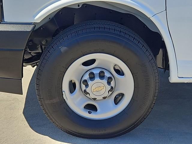 2026 Chevrolet Express Cargo 2500 Extended Wheelbase Rear-Wheel Drive
