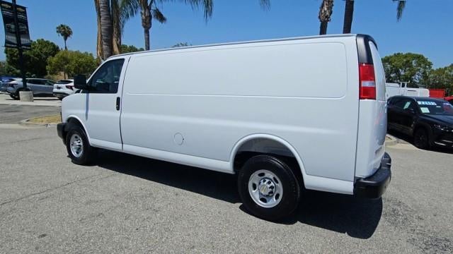 2026 Chevrolet Express Cargo 2500 Extended Wheelbase Rear-Wheel Drive