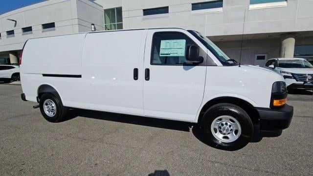 2026 Chevrolet Express Cargo 2500 Extended Wheelbase Rear-Wheel Drive