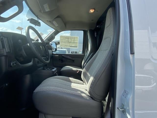 2025 Chevrolet Express Cargo 2500 2500 Extended Wheelbase Rear-Wheel Drive