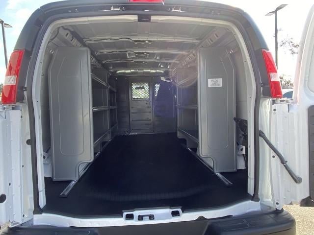 2025 Chevrolet Express Cargo 2500 2500 Extended Wheelbase Rear-Wheel Drive