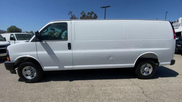 2025 Chevrolet Express Cargo 3500 3500 Extended Wheelbase Rear-Wheel Drive
