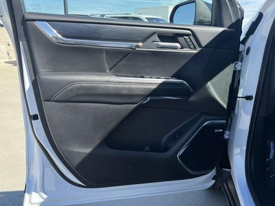 2024 GMC Acadia Elevation