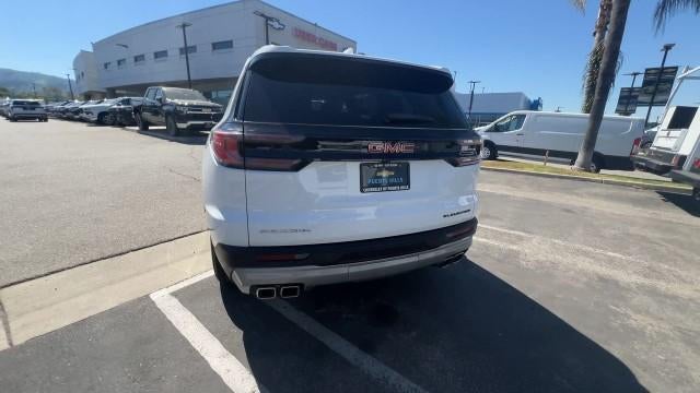 2025 GMC Acadia Elevation