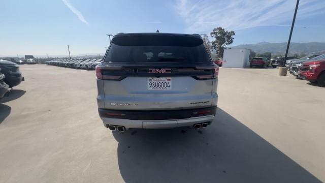 2025 GMC Acadia Elevation