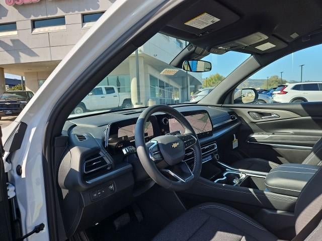 2027 Chevrolet Traverse LT w/1LT