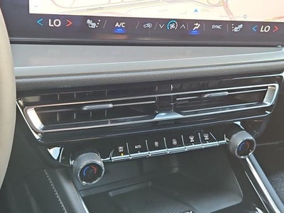 2027 Chevrolet Traverse LT w/1LT