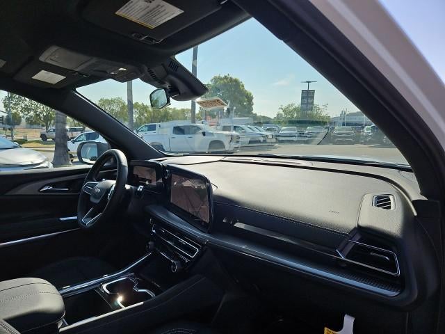 2027 Chevrolet Traverse LT w/1LT