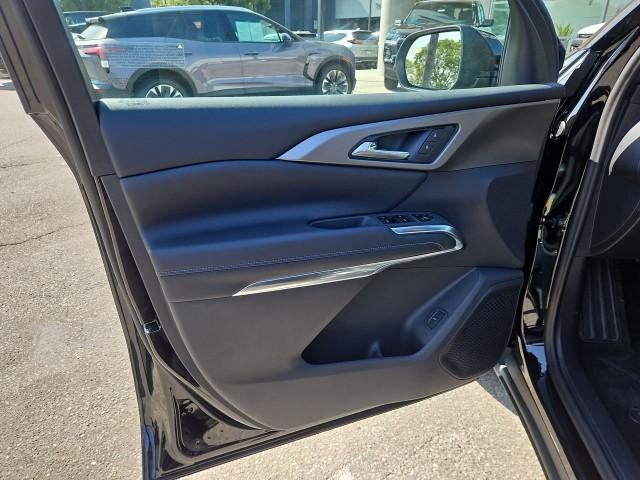 2027 Chevrolet Traverse LT w/1LT