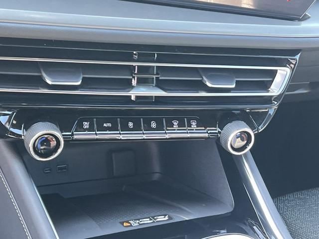 2026 Chevrolet Traverse LT w/1LT