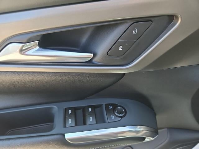 2027 Chevrolet Traverse LT w/1LT