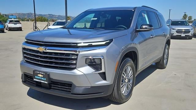 2026 Chevrolet Traverse FWD LT's photo