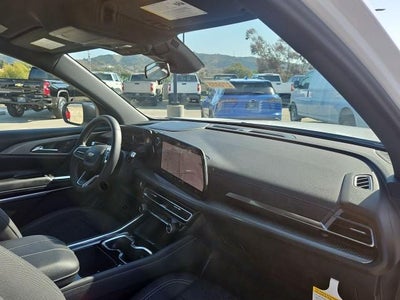 2027 Chevrolet Traverse LT w/1LT