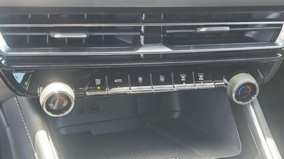 2026 Chevrolet Traverse LT w/2LT