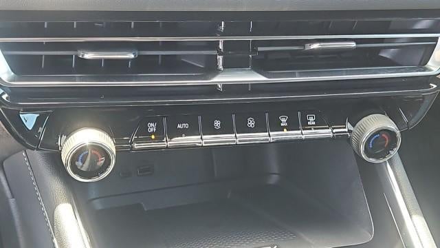 2026 Chevrolet Traverse LT w/2LT