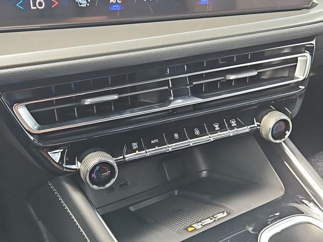 2026 Chevrolet Traverse LT w/2LT