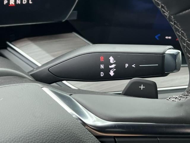 2026 Chevrolet Suburban 2WD LS