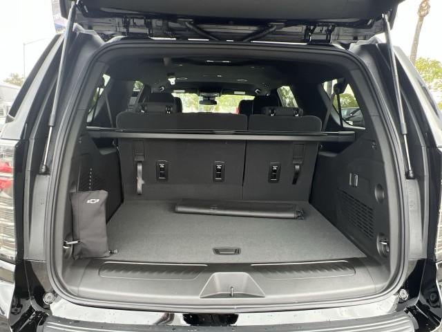 2026 Chevrolet Suburban 2WD LS