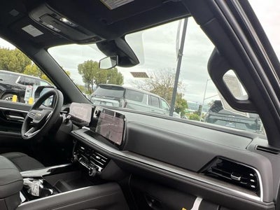 2026 Chevrolet Suburban 2WD LS