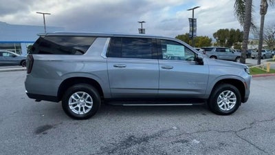 2026 Chevrolet Suburban 2WD LT