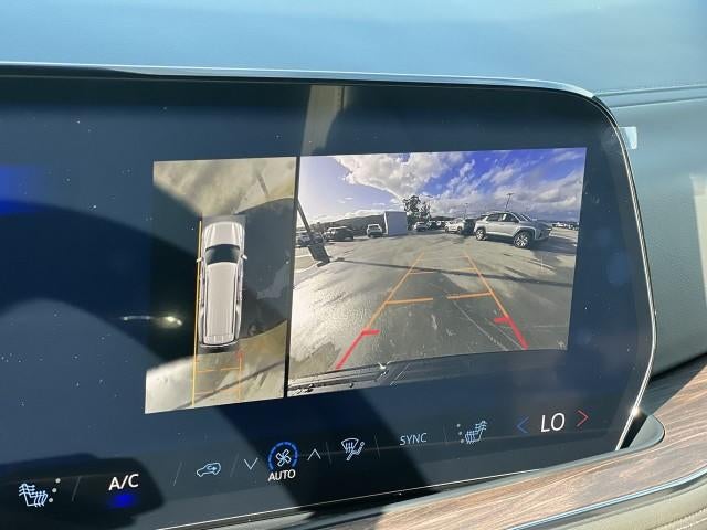 2026 Chevrolet Suburban 2WD LT