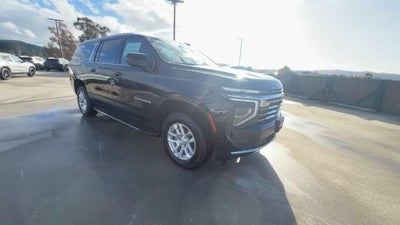 2026 Chevrolet Suburban 2WD LT