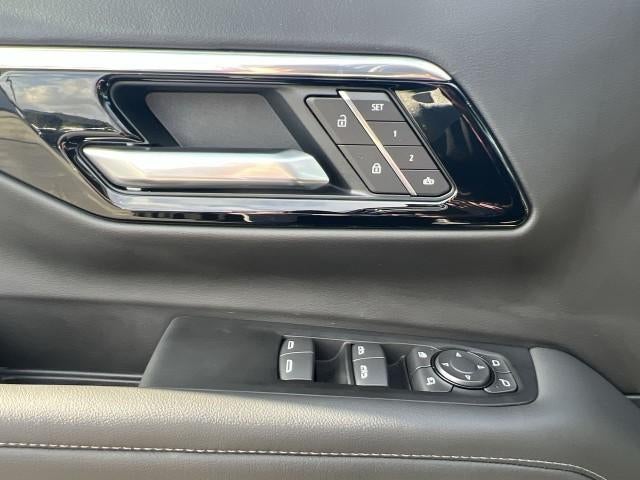 2026 Chevrolet Suburban 2WD LT