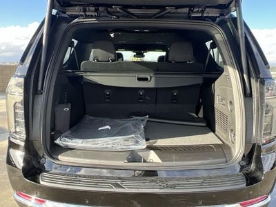 2026 Chevrolet Suburban 2WD LT