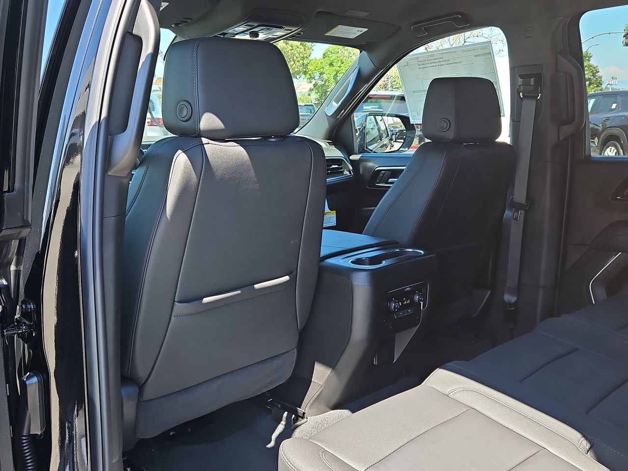 2026 Chevrolet Suburban 2WD LT