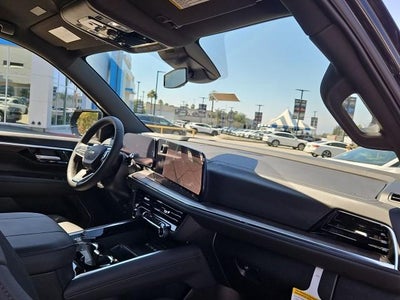 2026 Chevrolet Suburban 2WD LT