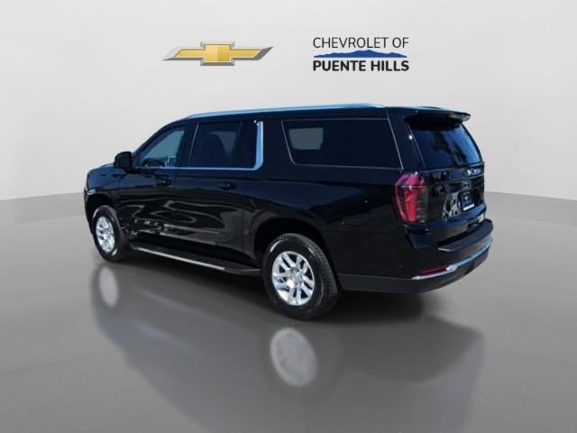 2026 Chevrolet Suburban 2WD LT