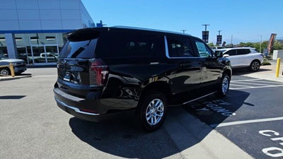 2026 Chevrolet Suburban 2WD LT