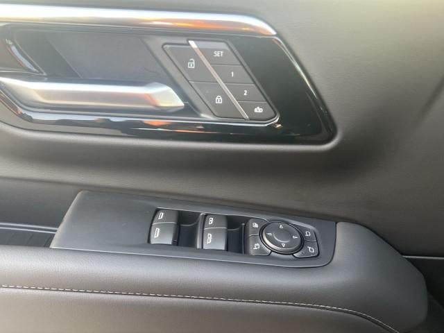 2026 Chevrolet Suburban 2WD LT