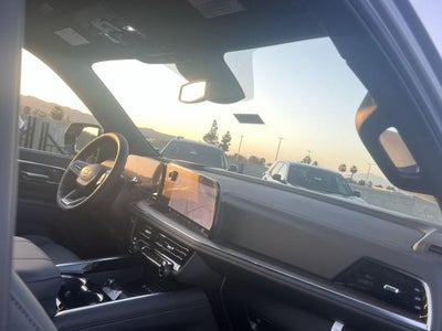 2026 Chevrolet Suburban 2WD LT